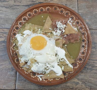 Chilaquiles con Huevo