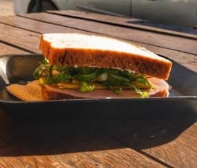 Sándwich Sencillo