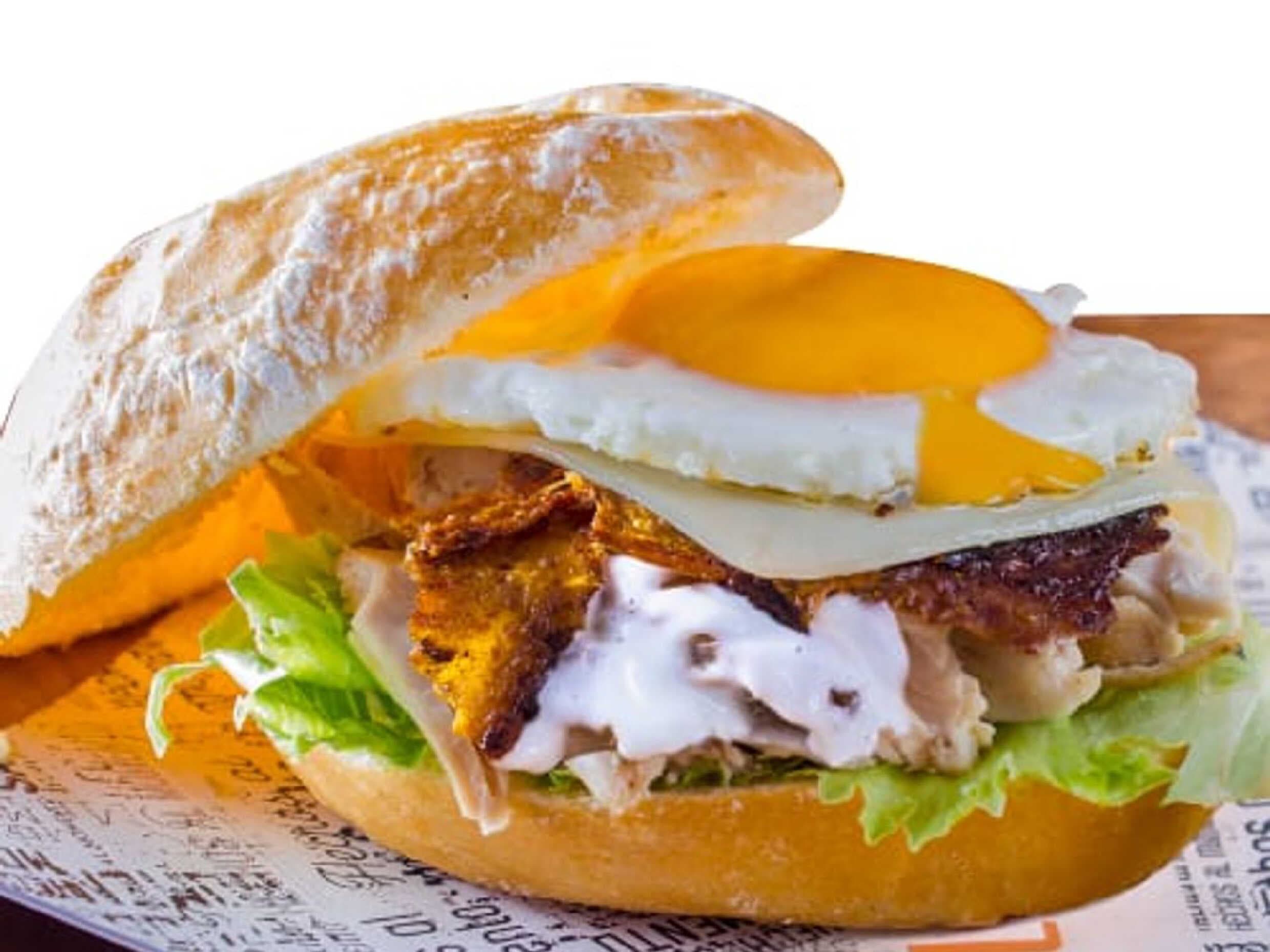 Sánguche Pollo Brasa Royal