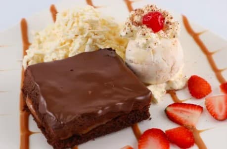 Brownie con Helado