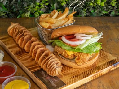 Combo-King Burger + Bebida + Papas