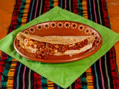 Quesadilla de Chicharrón Prensado