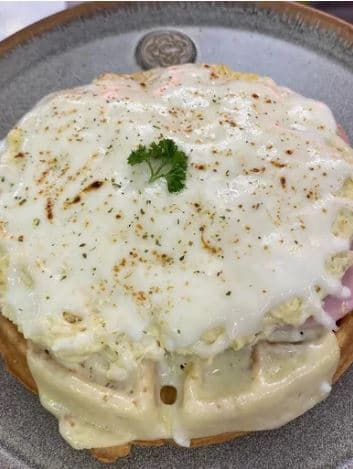 Waffle Pizza