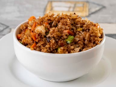 Arroz Yakimeshi Mixto