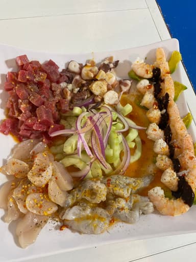Tiradito de Mariscos