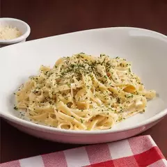 Fettuccini Alfredo*
