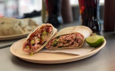 Combo 3-Coca Cola + 2 Burritos