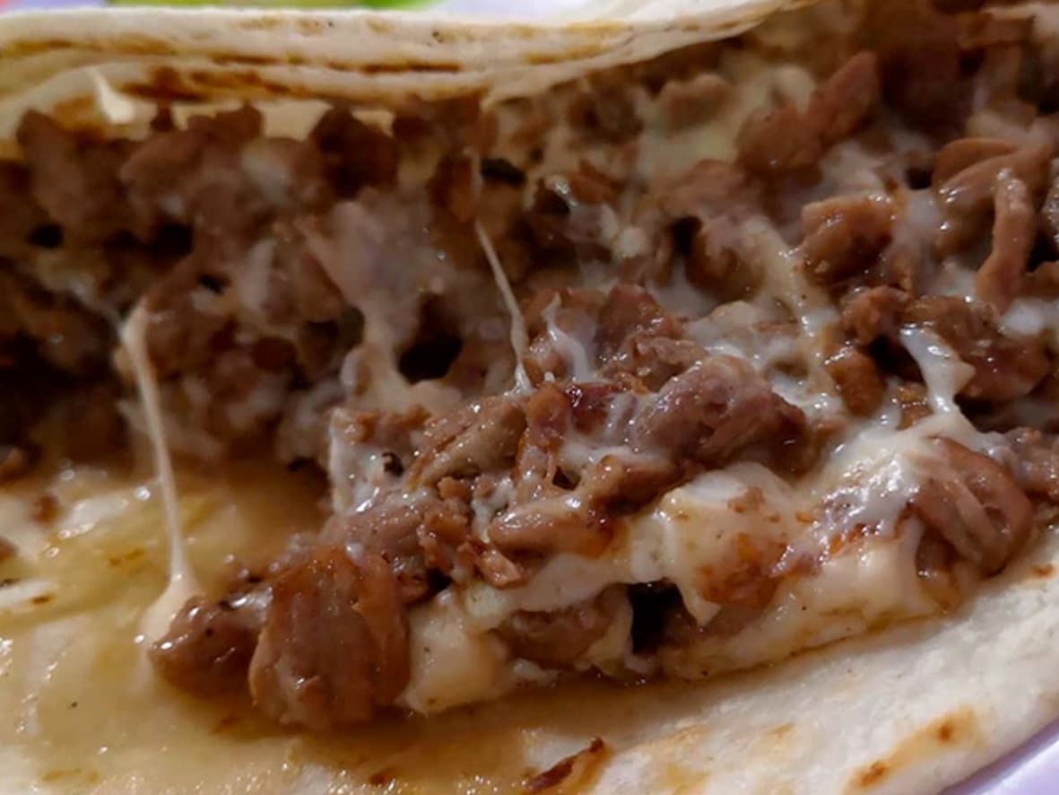 Gringa de Bistec