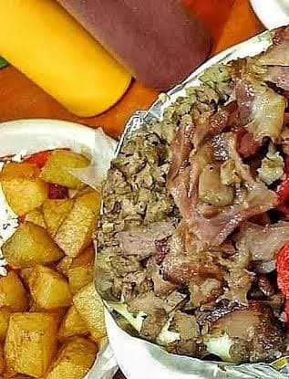 Papa Asada con Bistec ,Champiñones y Tocino
