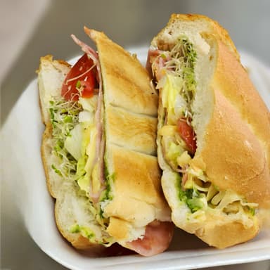Torta de Jamón Artesanal y Queso Manchego