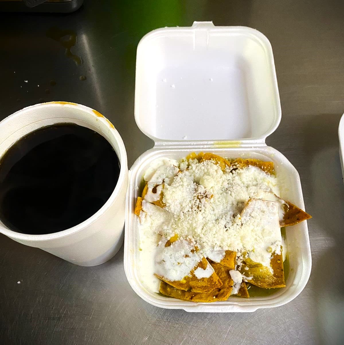 Combo Chilaquiles y Café