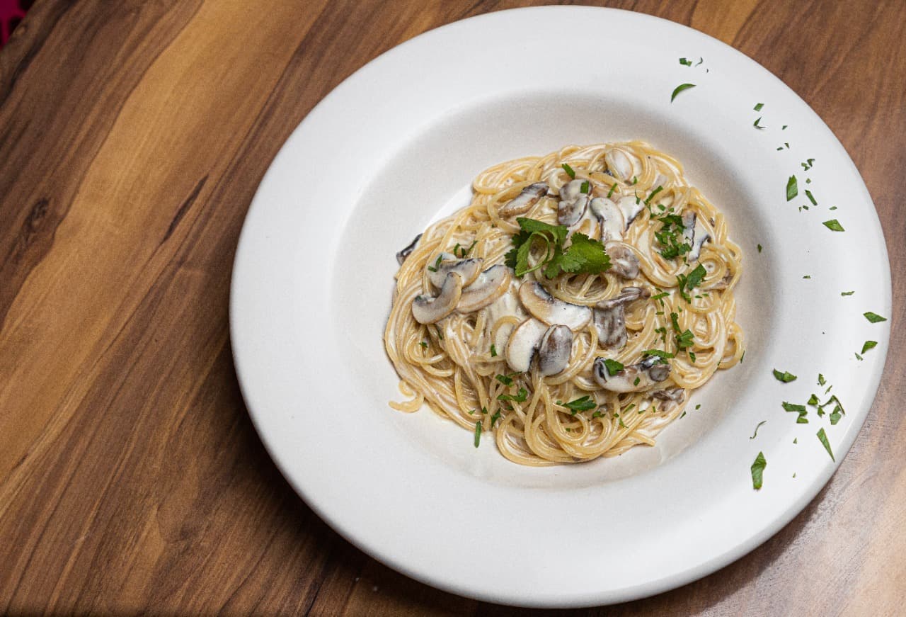 Fettuccine Alfredo Clásico