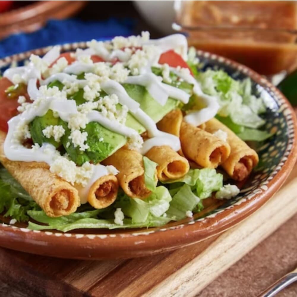 5 Tacos Dorados de Pollo