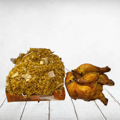 8. Caja mediana arroz chino + medio  pollo
