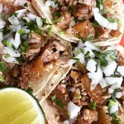 Orden de Tacos de Cuerito + Refresco