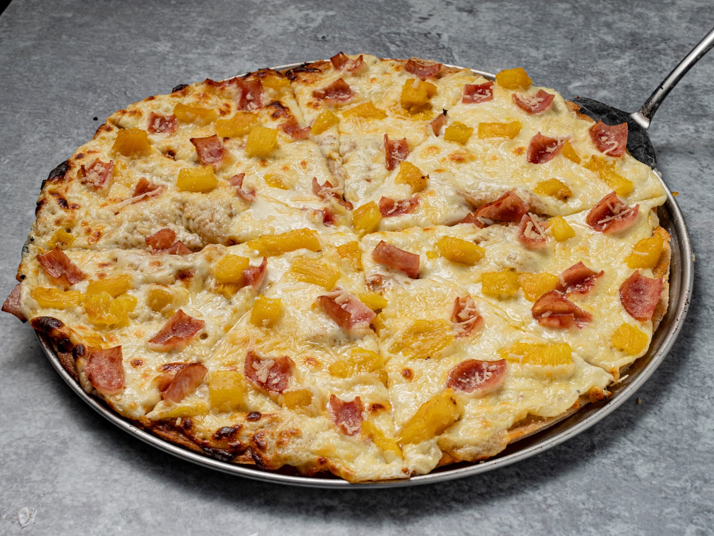 Pizza Hawaiana