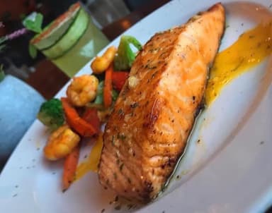 Salmón a La Mantequilla