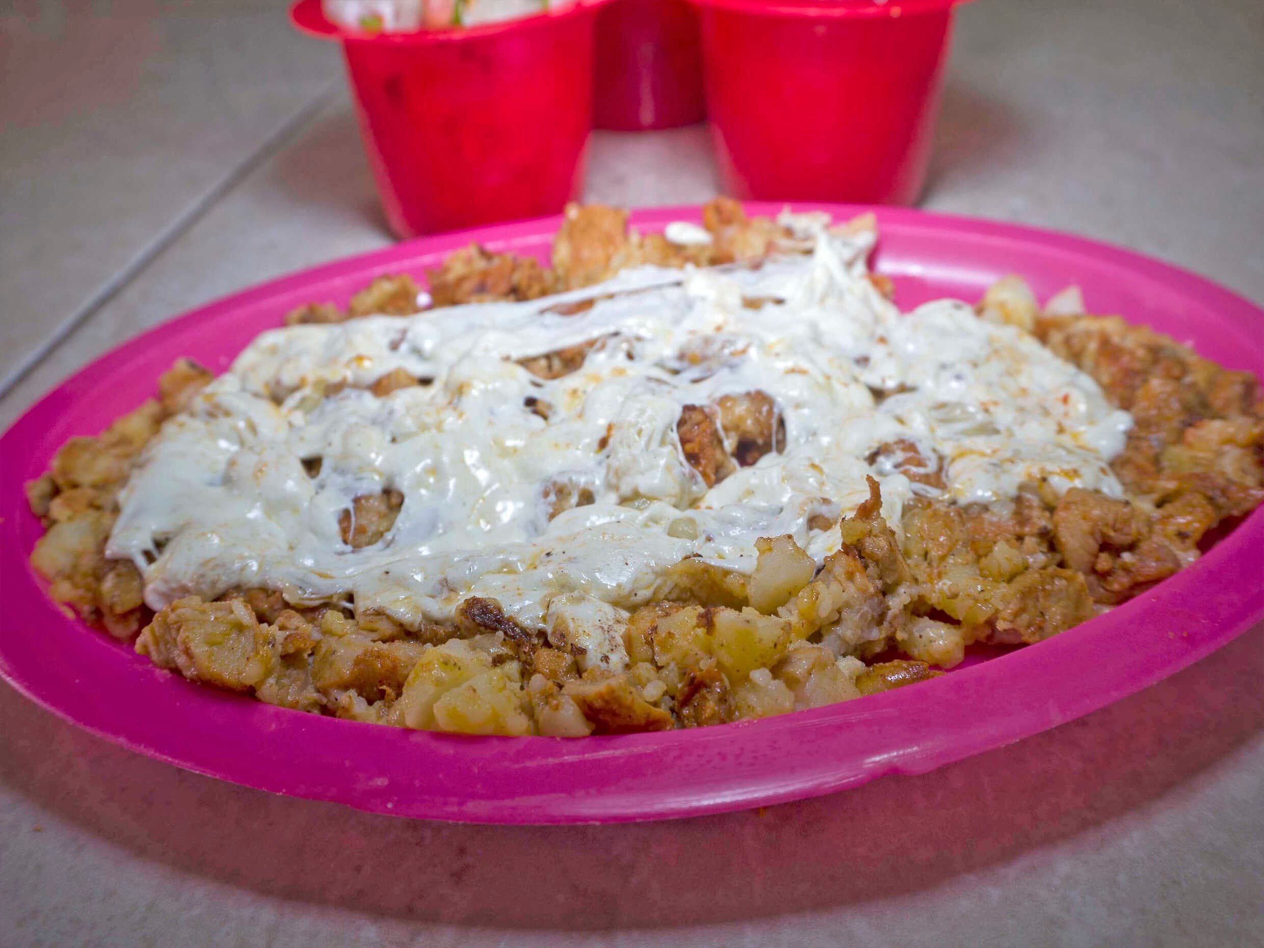 Papa Preparada con Carne Asada