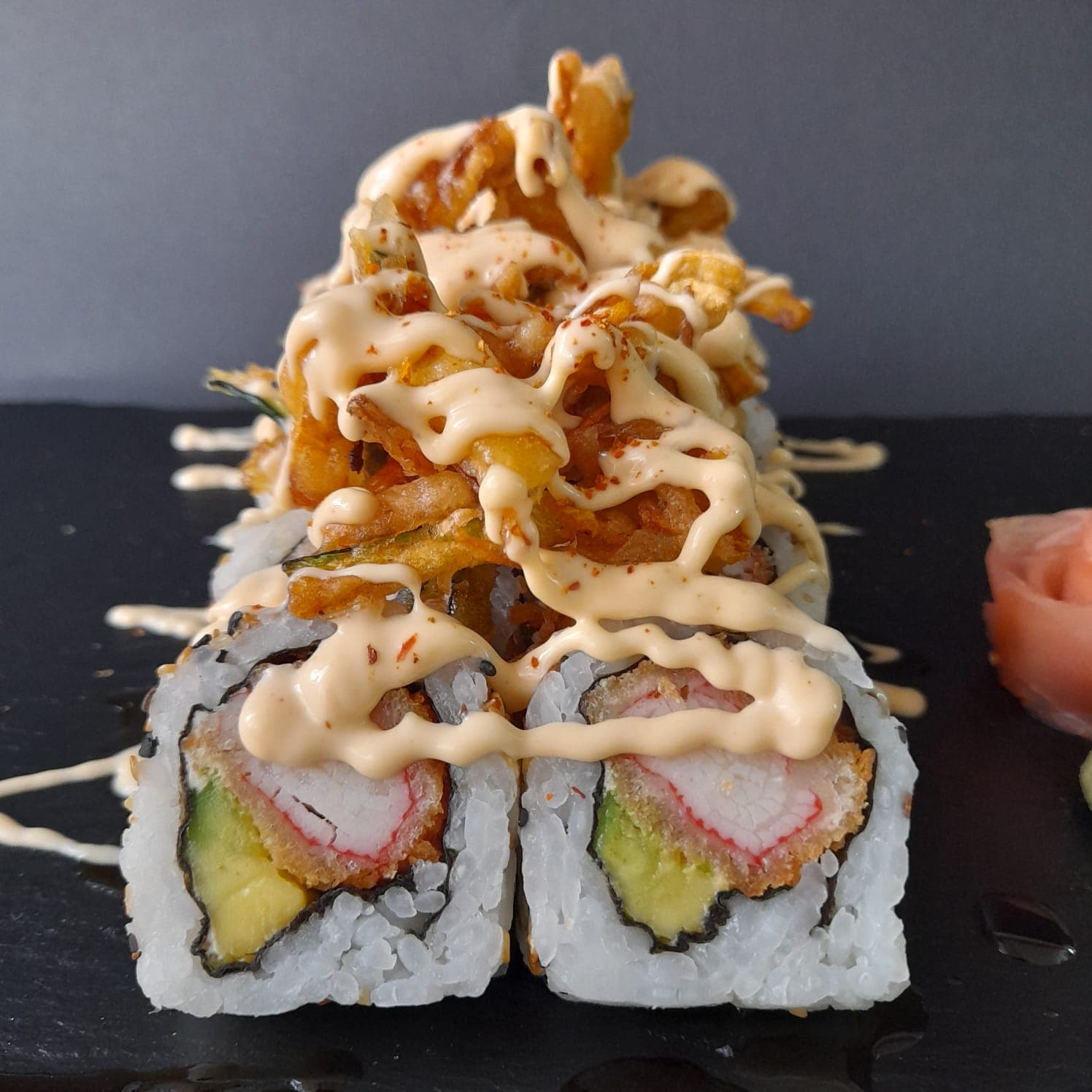 Kani Spicy Rolls