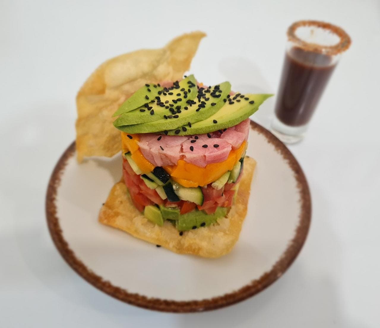 COMBO TOSTADA CAMARONCITO + BEBIDA