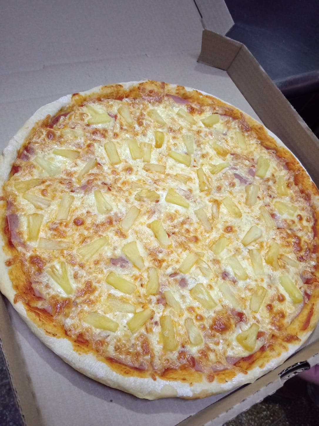 Pizza Hawaiana