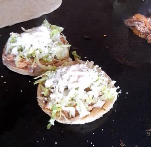 Sope de Chicharrón