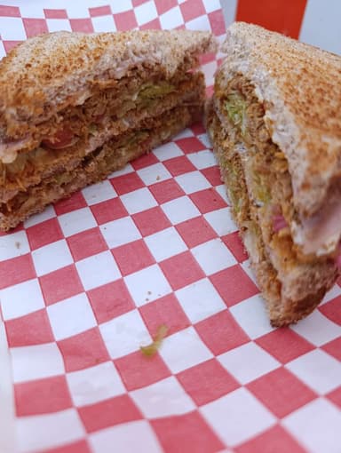 Sándwich Clasico