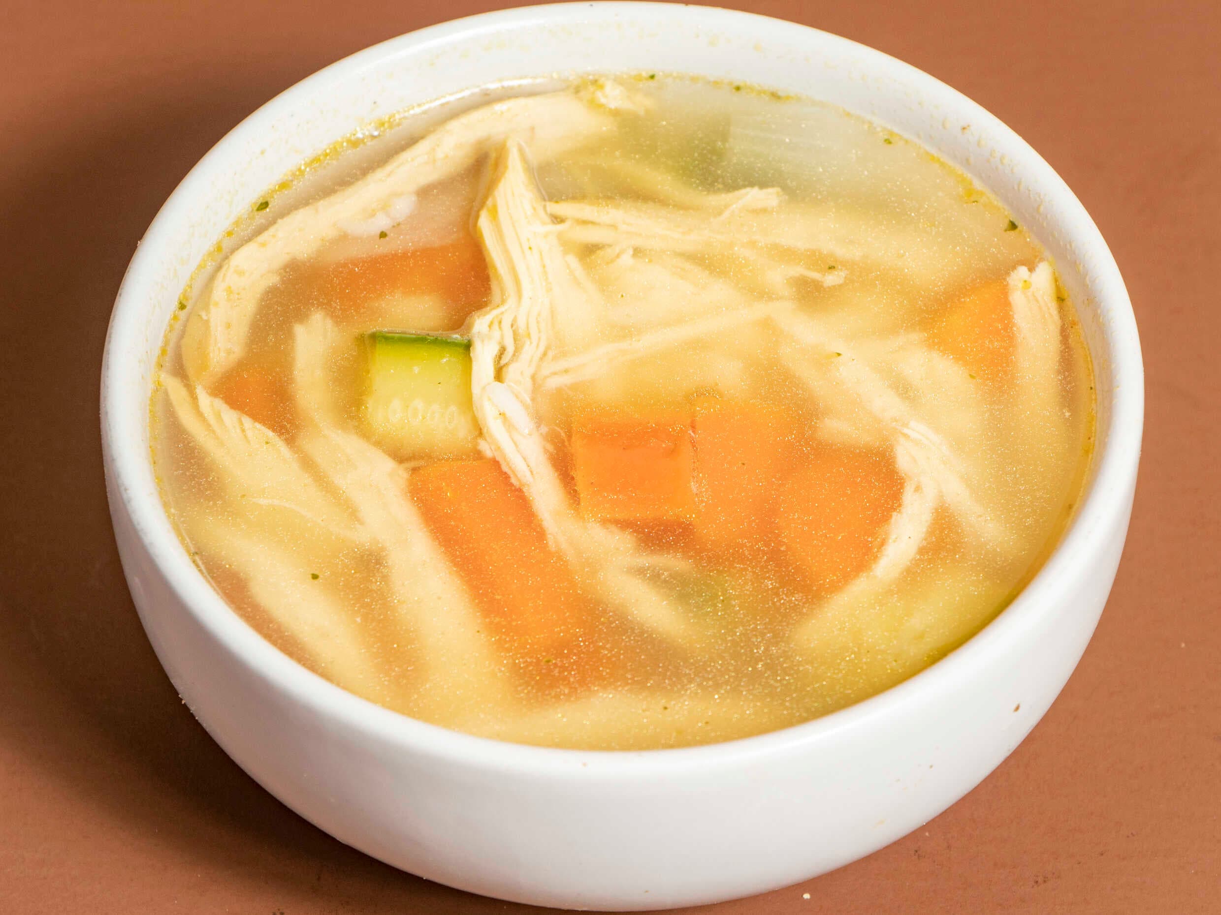 Consome de Pollo