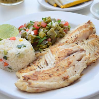 Combo de Pechuga o Pescado a la Plancha