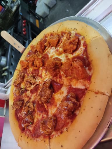 Pizza Caníbal