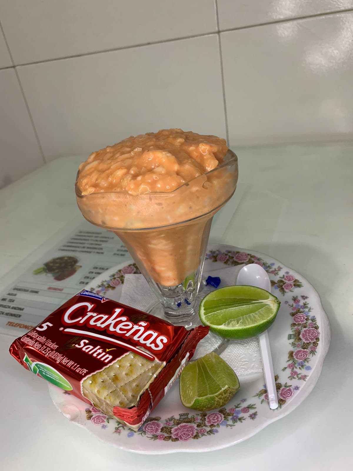 Coctel de camarones sin cebolla (vaso 9 oz)