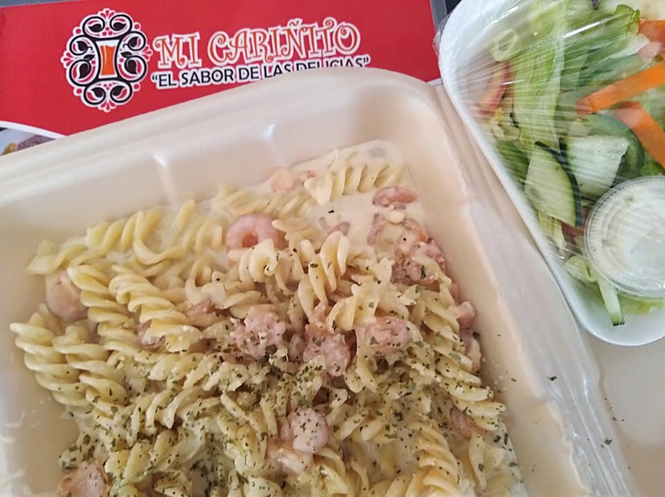 Pasta Alfredo con Camarones