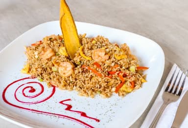 Arroz Chaufa de Camarones