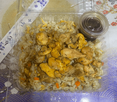 YAKIMESHI POLLO