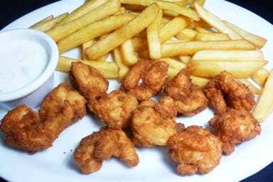 Boca Camarones Empanizados con Papas