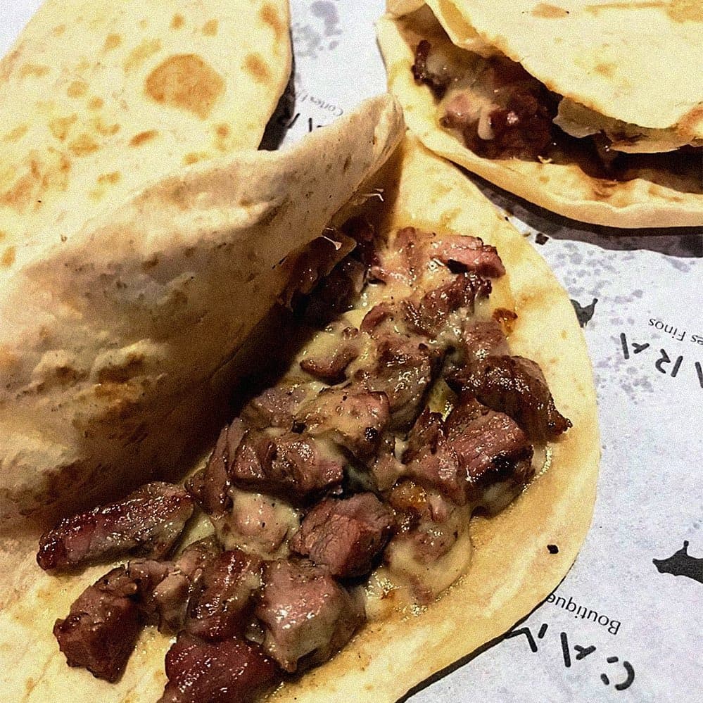Taco liborio en tortilla de harina