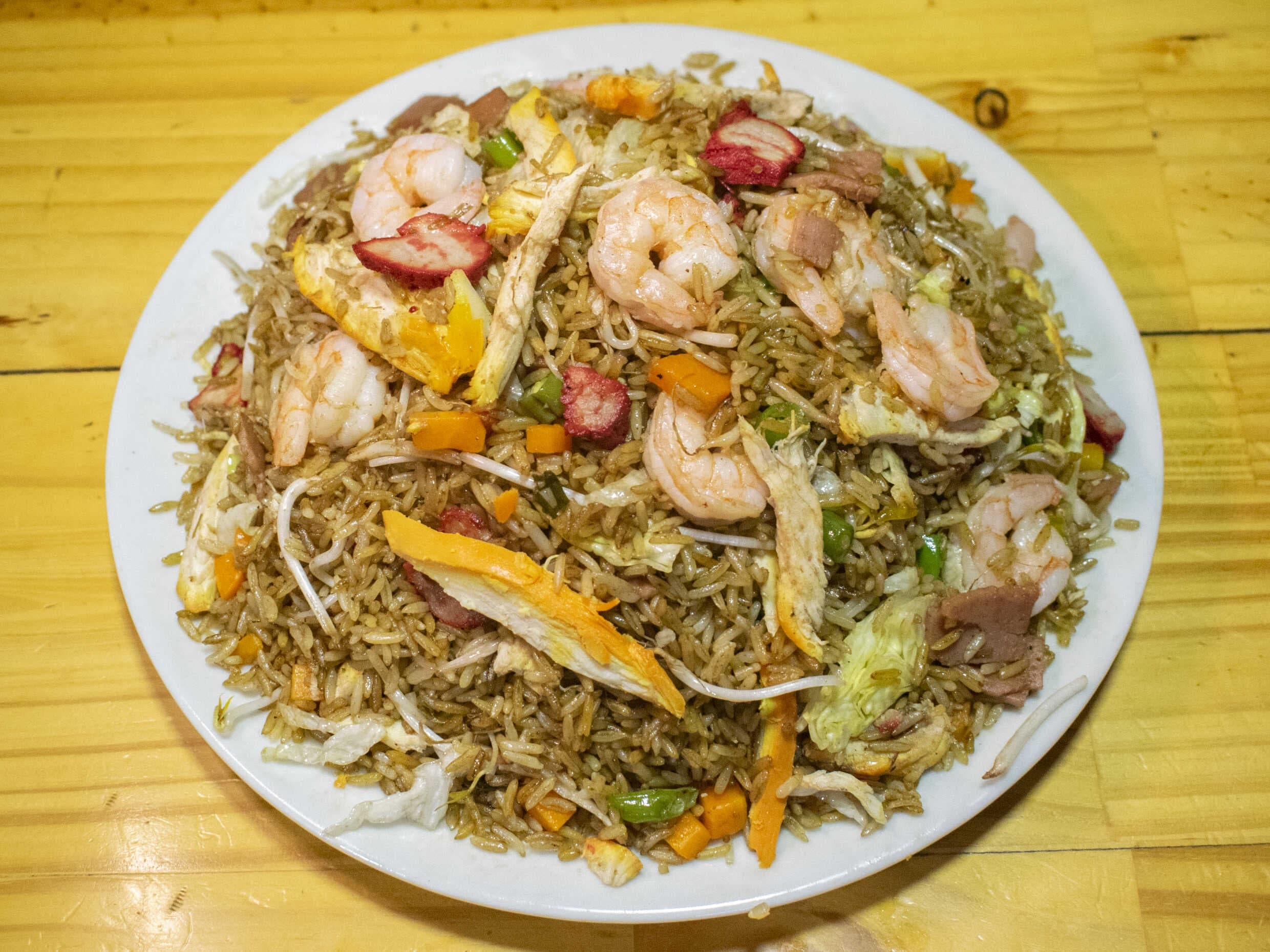 Combo Chow Fan Mixto Mediano+ 2 Bebidas