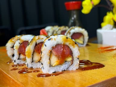 Spacy Tuna Roll 8 pz