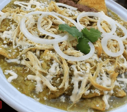 Chilaquiles con Pechuga Deshebrada