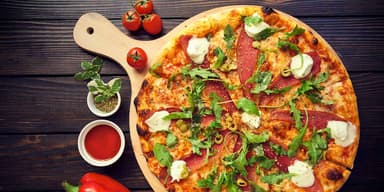 Pizza Carnes Frías Grande