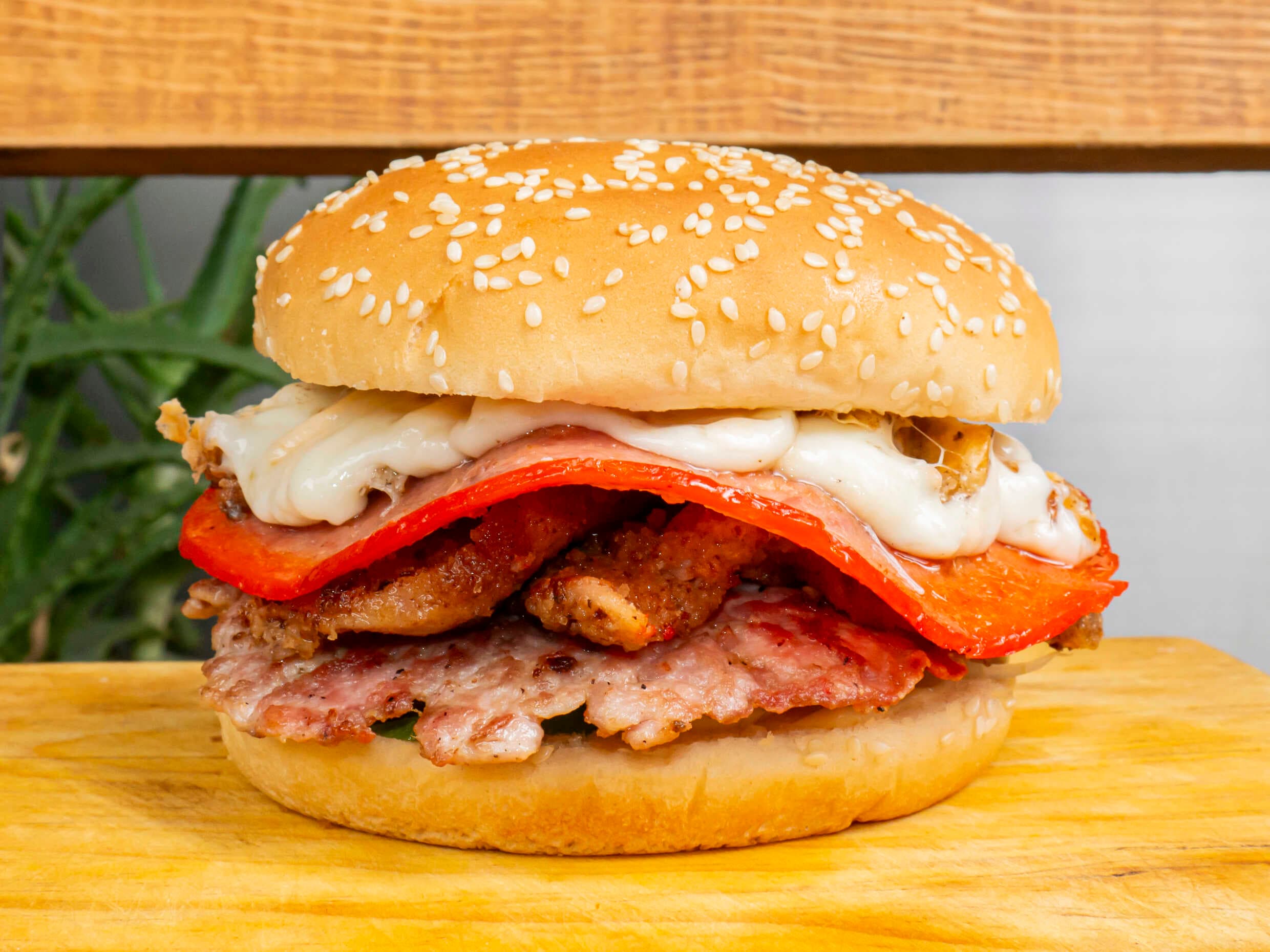 Hamburguesa Tropical