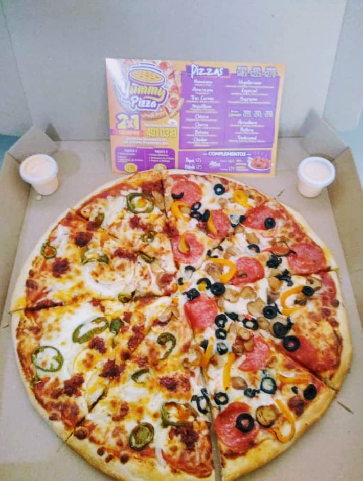 Pizza Mediana Charra