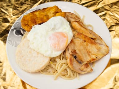 Calentado de la Abuela 👵 con Pechuga a la Plancha