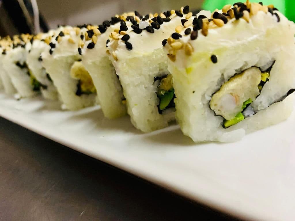 Queso Crema Roll