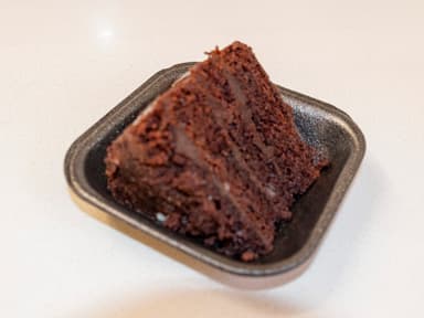 Porción Torta Turrón de chocolate