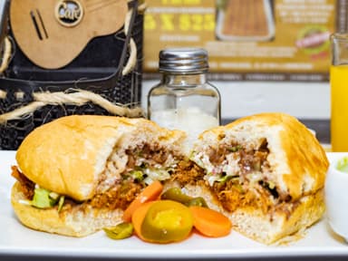 Torta Mexicana de Pierna con Artesanal