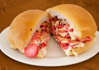 Pan con Hot Dog y  Huevo