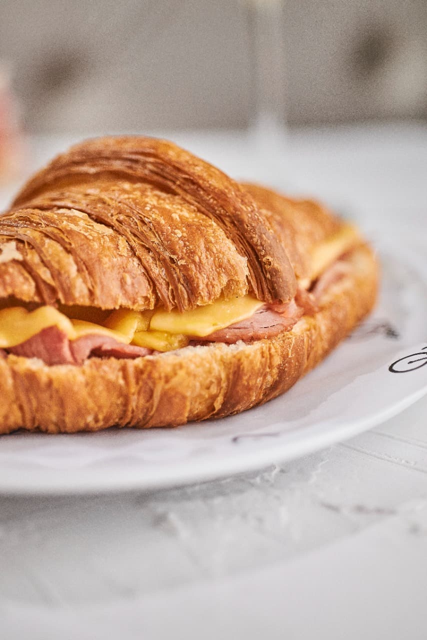Croissant Jamón y Queso