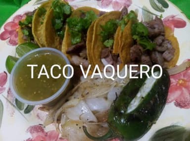TACOS VAQUEROS (Tortilla de Maíz)