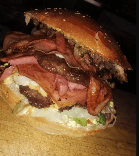 Hamburguesa Mega de Carne al Pastor